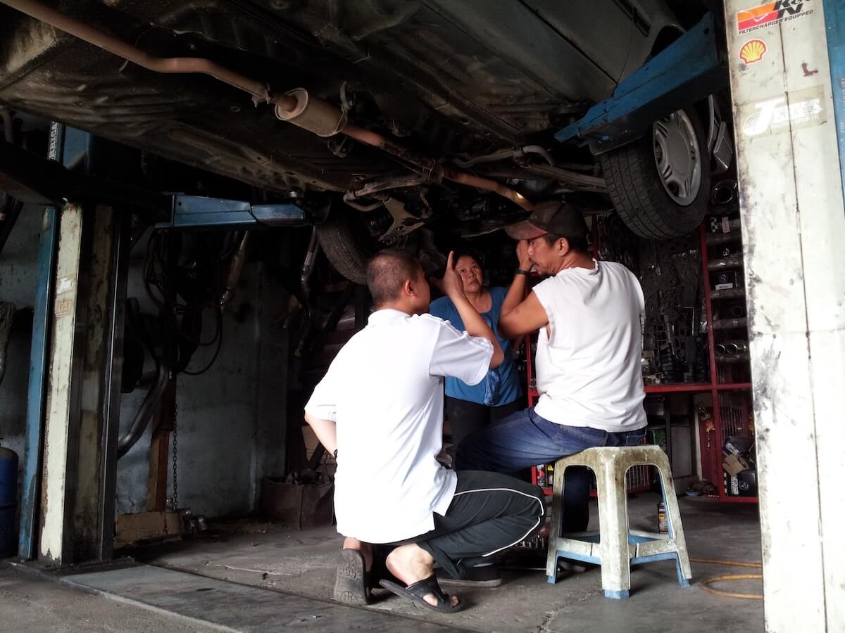 20120923 repair kereta nissan tersadai