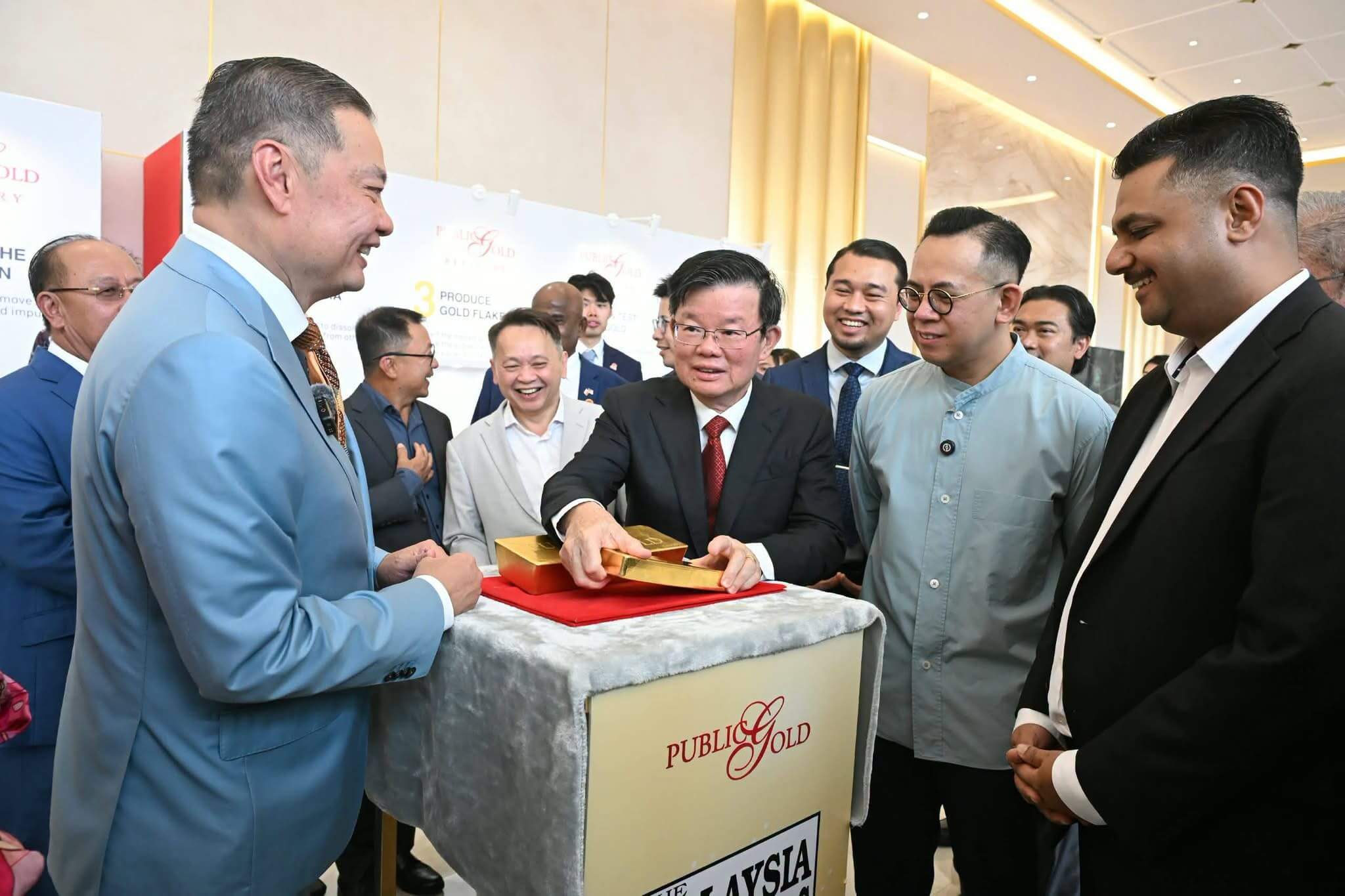 grand opening public gold refinery 02