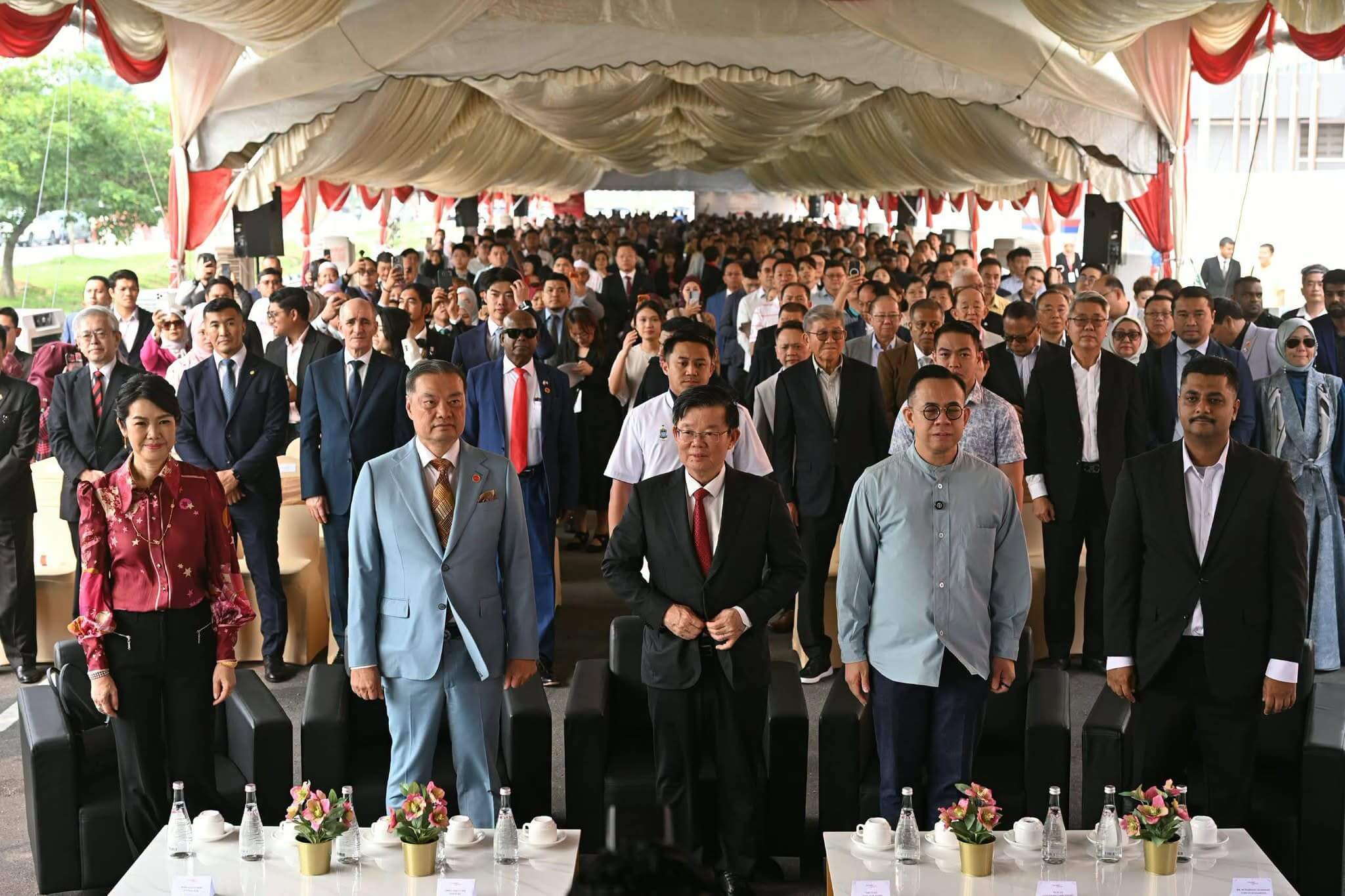 grand opening public gold refinery 05